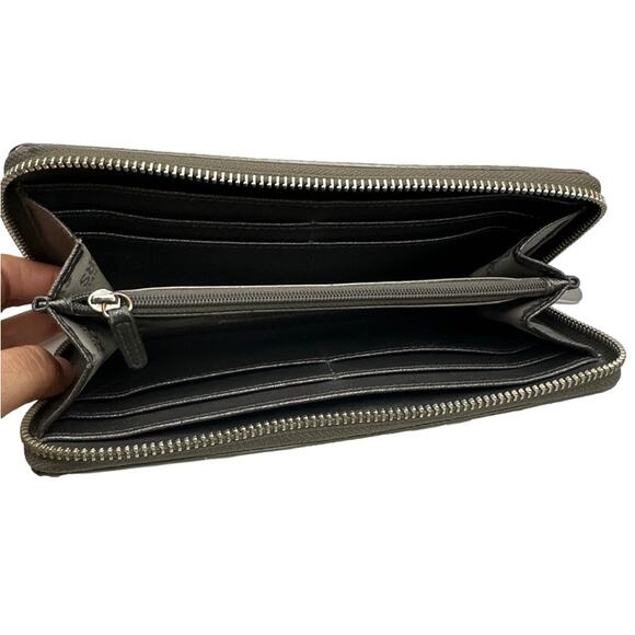 MICHAEL KORS Metallic Silver Signature Wallet - Picture 5 of 10